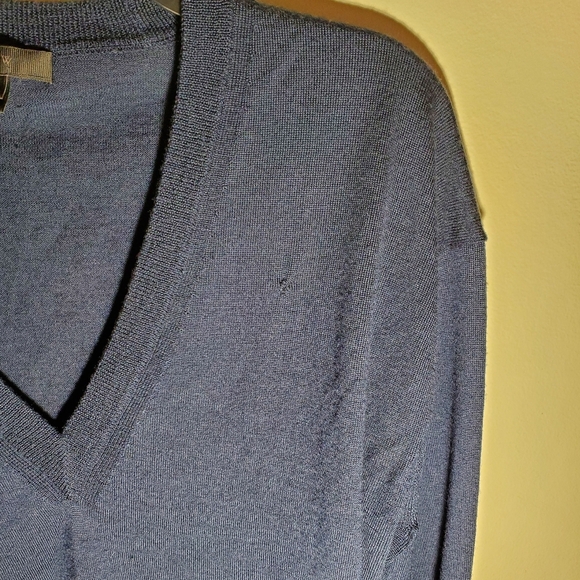 J.crew Merino Wool V Neck Sweater With Drawstrin Sleeves Size M - Picture 8 of 10